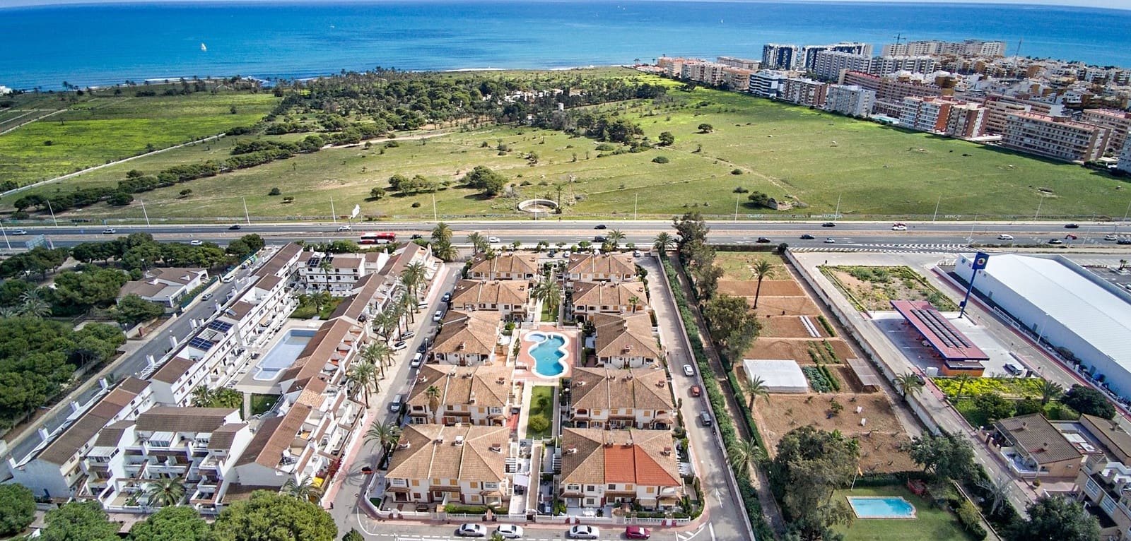 2 soveværelse Lejlighed til salg i Orihuela Costa med swimmingpool - € 165.000 (Ref: 9722674)
