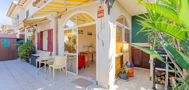 2 soverom Leilighet til salgs i Punta Prima, Orihuela med svømmebasseng - € 165 000 (Ref: 9722674)