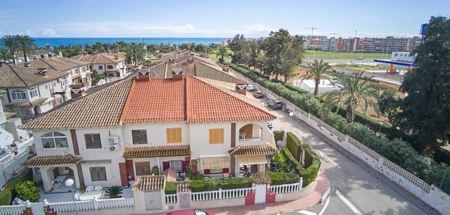 2 soverom Leilighet til salgs i Punta Prima, Orihuela med svømmebasseng - € 165 000 (Ref: 9722674)