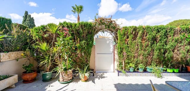 2 soverom Leilighet til salgs i Punta Prima, Orihuela med svømmebasseng - € 165 000 (Ref: 9722674)