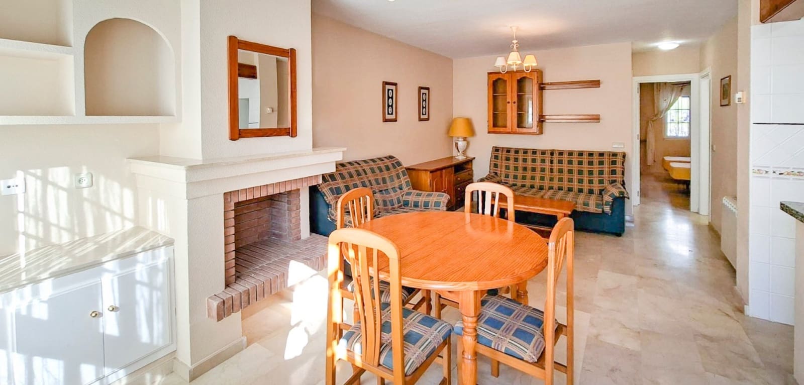 Casa de 2 habitaciones en Villamartin en venta con piscina - 229.000 € (Ref: 9730691)