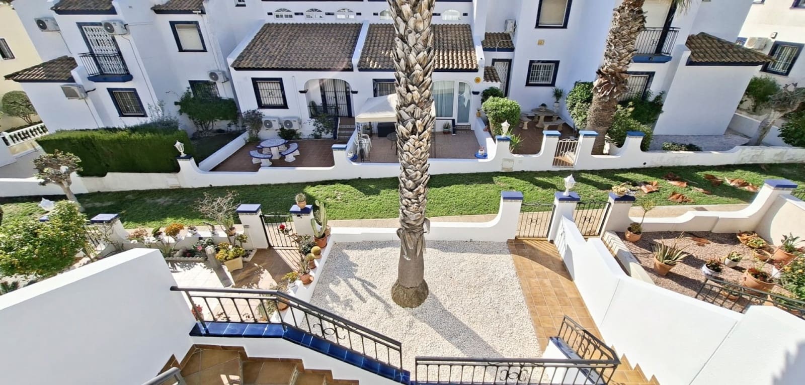 Casa de 2 habitaciones en Villamartin en venta con piscina - 229.000 € (Ref: 9730691)