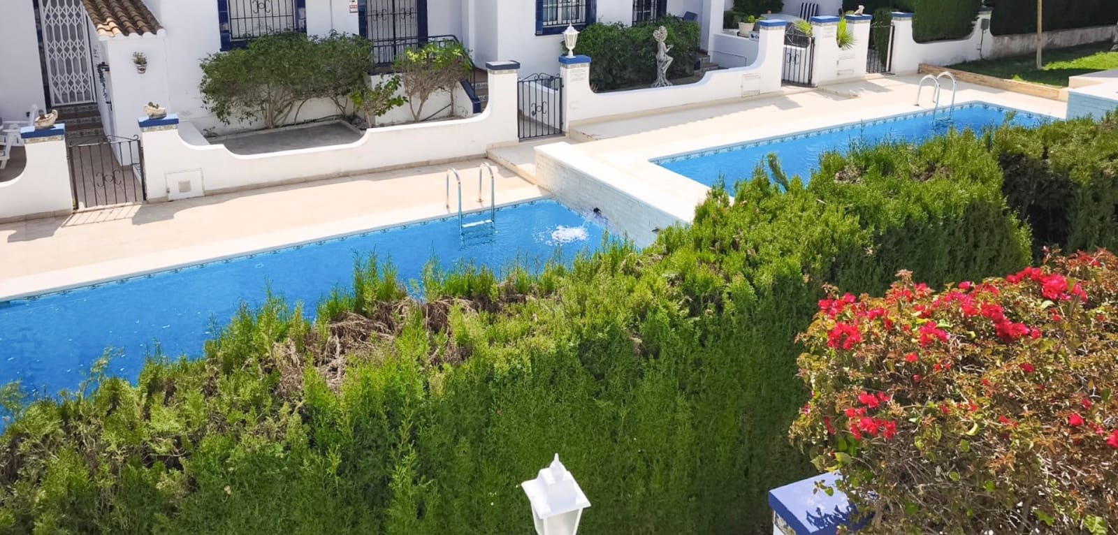 Casa de 2 habitaciones en Villamartin en venta con piscina - 229.000 € (Ref: 9730691)