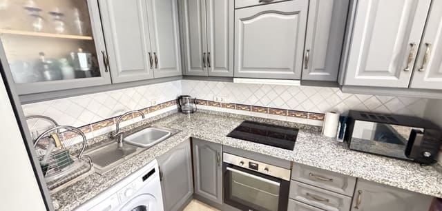 2 bedroom Bungalow for sale in Villamartin, Orihuela with pool - € 199,995 (Ref: 9730693)