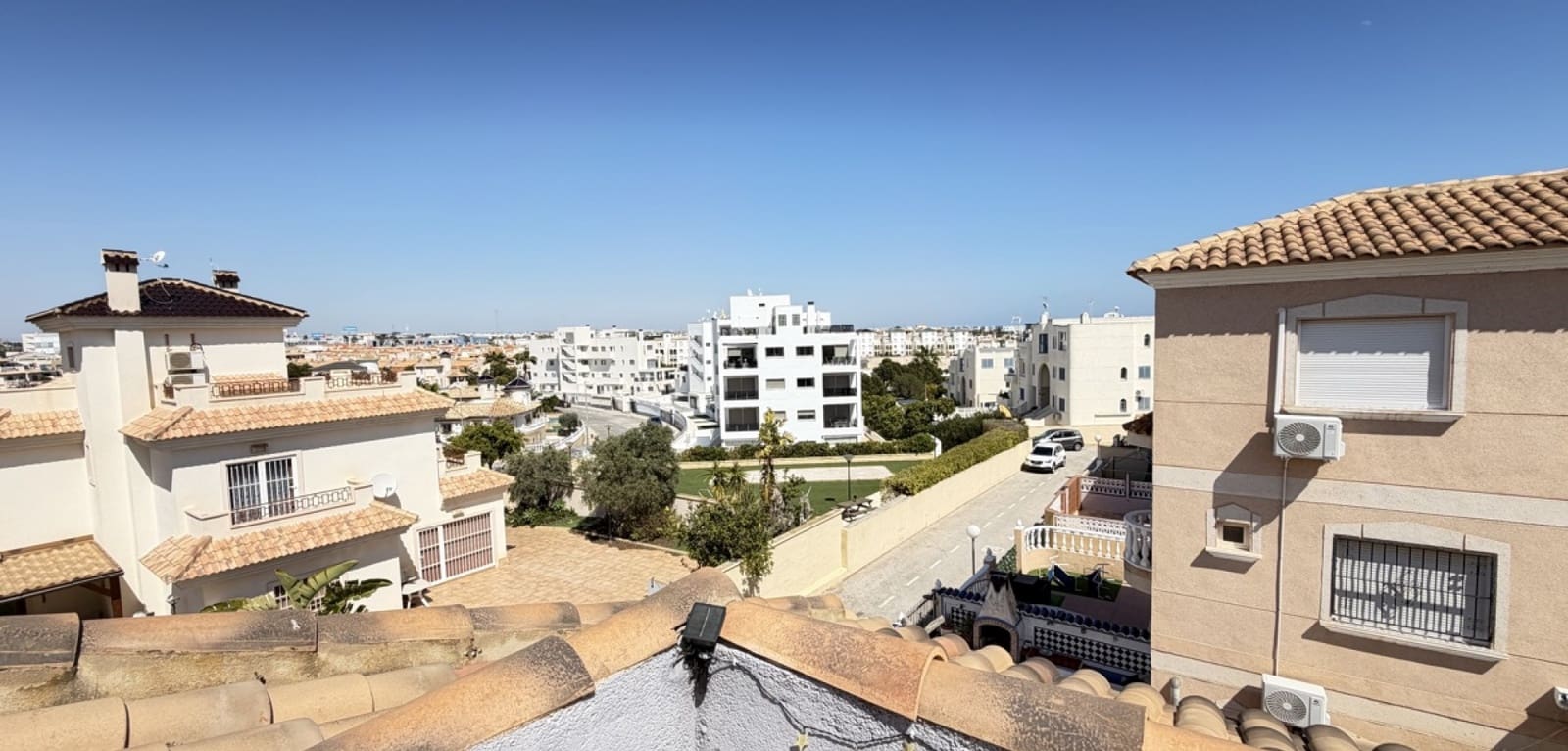 3 bedroom Apartment for sale in La Zenia - € 189,995 (Ref: 9730694)