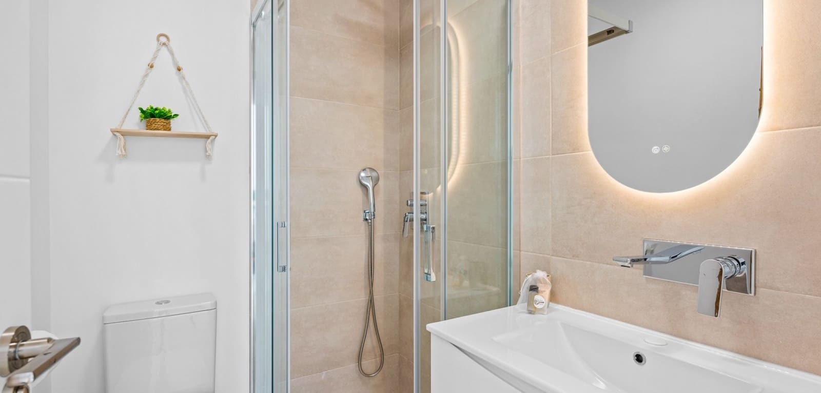 Apartamento de 2 habitaciones en San Miguel de Salinas en venta con piscina - 259.950 € (Ref: 9730695)