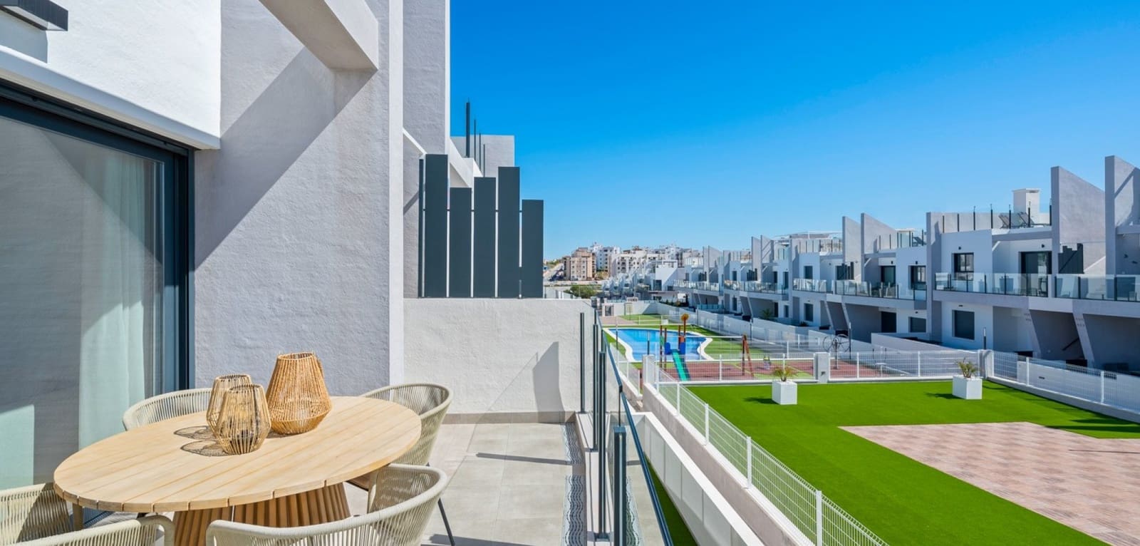 Apartamento de 2 habitaciones en San Miguel de Salinas en venta con piscina - 259.950 € (Ref: 9730695)