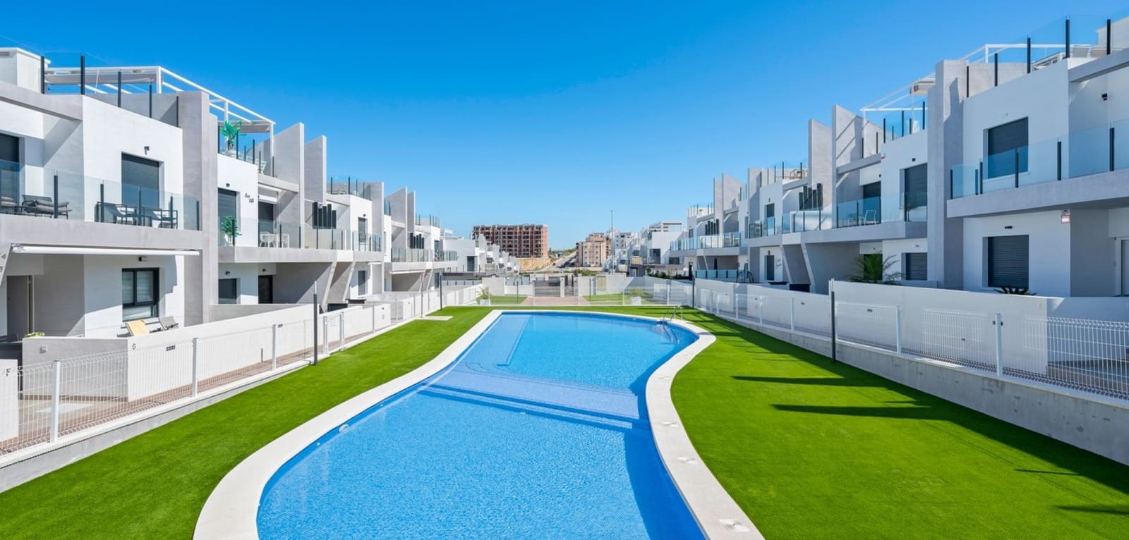 Apartamento de 2 habitaciones en San Miguel de Salinas en venta con piscina - 259.950 € (Ref: 9730695)