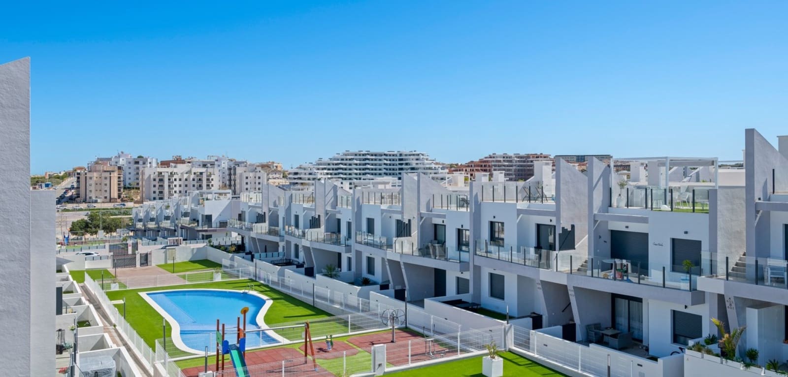 Apartamento de 2 habitaciones en San Miguel de Salinas en venta con piscina - 259.950 € (Ref: 9730695)