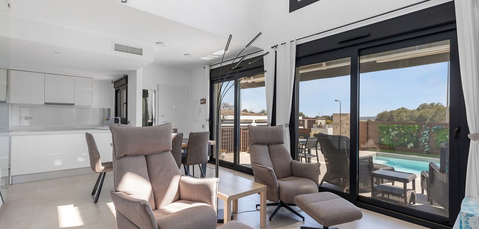 3 soverom Villa til salgs i Vistabella med svømmebasseng - € 419 500 (Ref: 9733408)