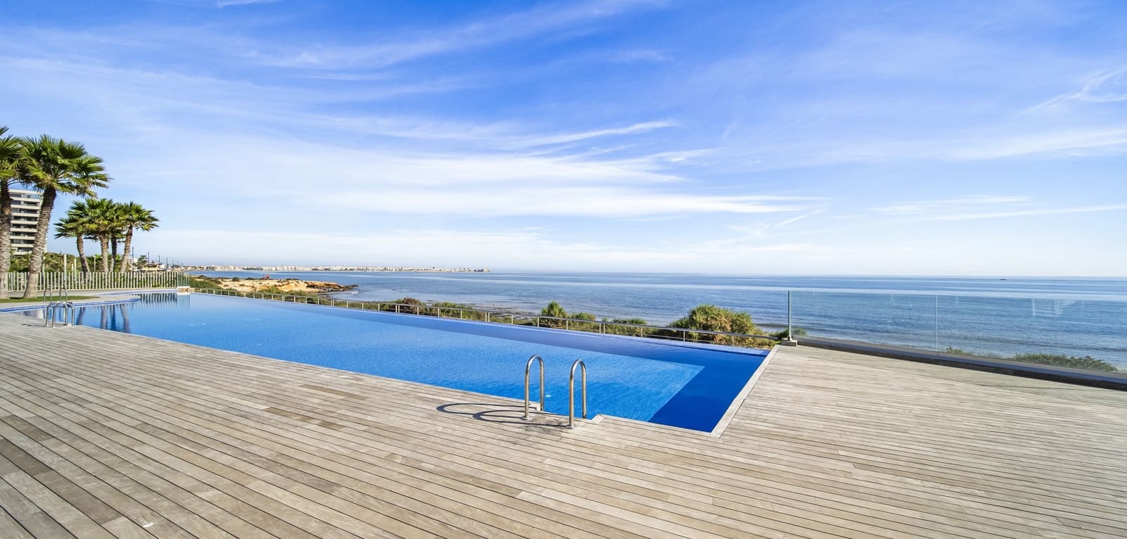 2 bedroom Apartment for sale in Punta Prima with pool - € 460,000 (Ref: 9739142)