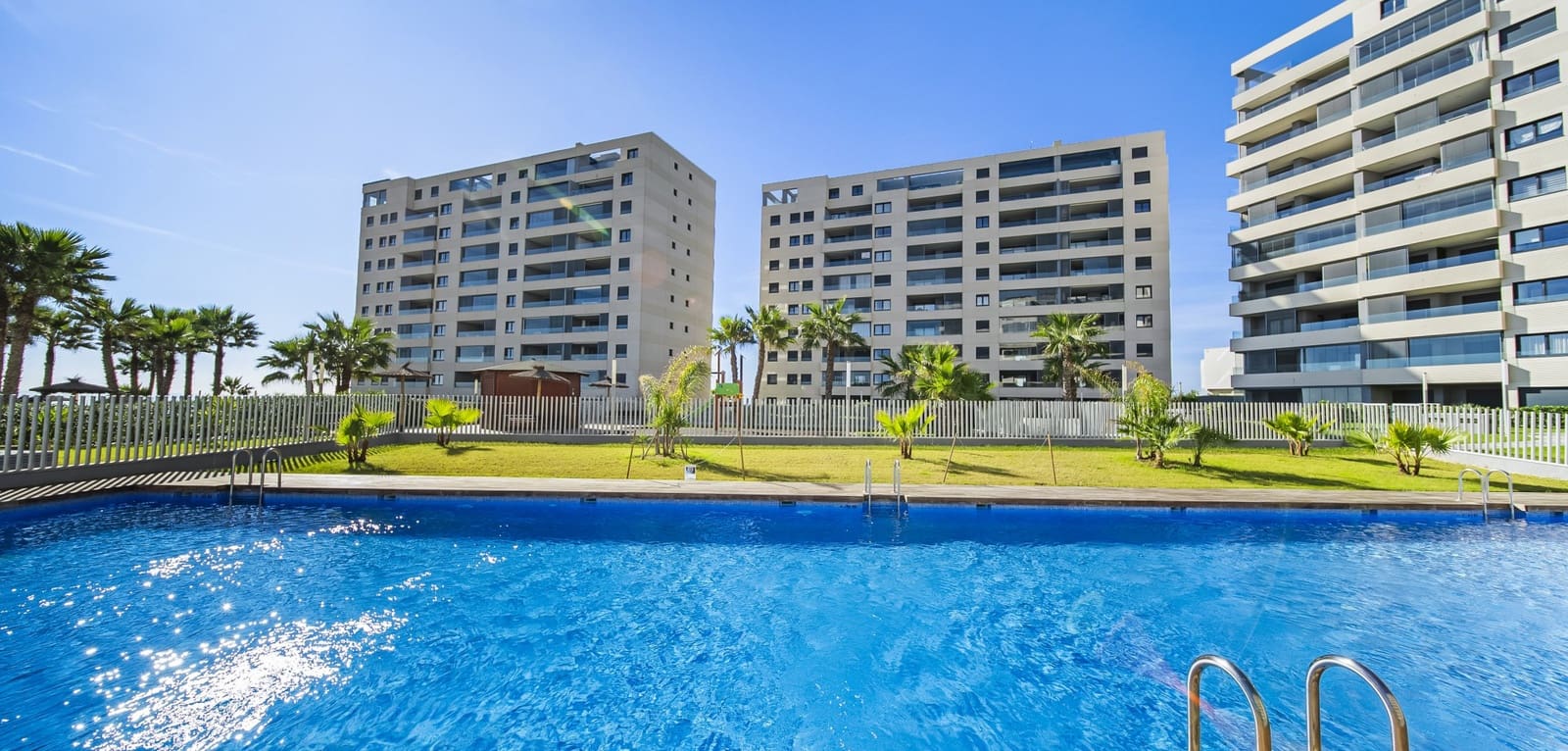 2 bedroom Apartment for sale in Punta Prima with pool - € 460,000 (Ref: 9739142)