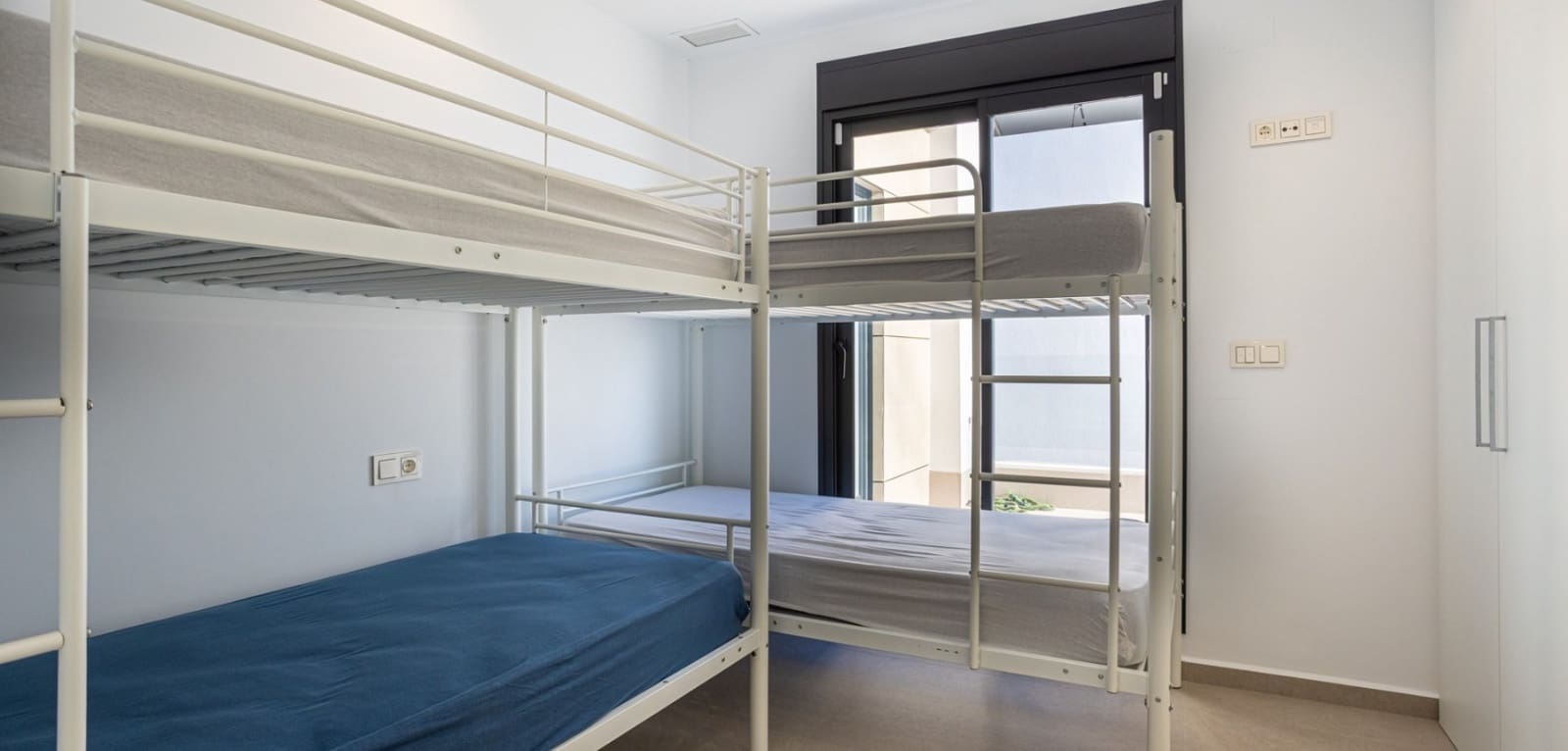 4 makuuhuone Huvila myytävänä paikassa Dolores mukana uima-altaan - 410 000 € (Ref: 9739144)