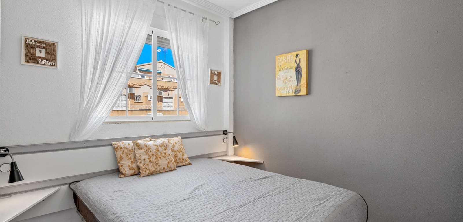 2 makuuhuone Bungalow myytävänä paikassa Playa Flamenca mukana uima-altaan - 169 000 € (Ref: 9748228)