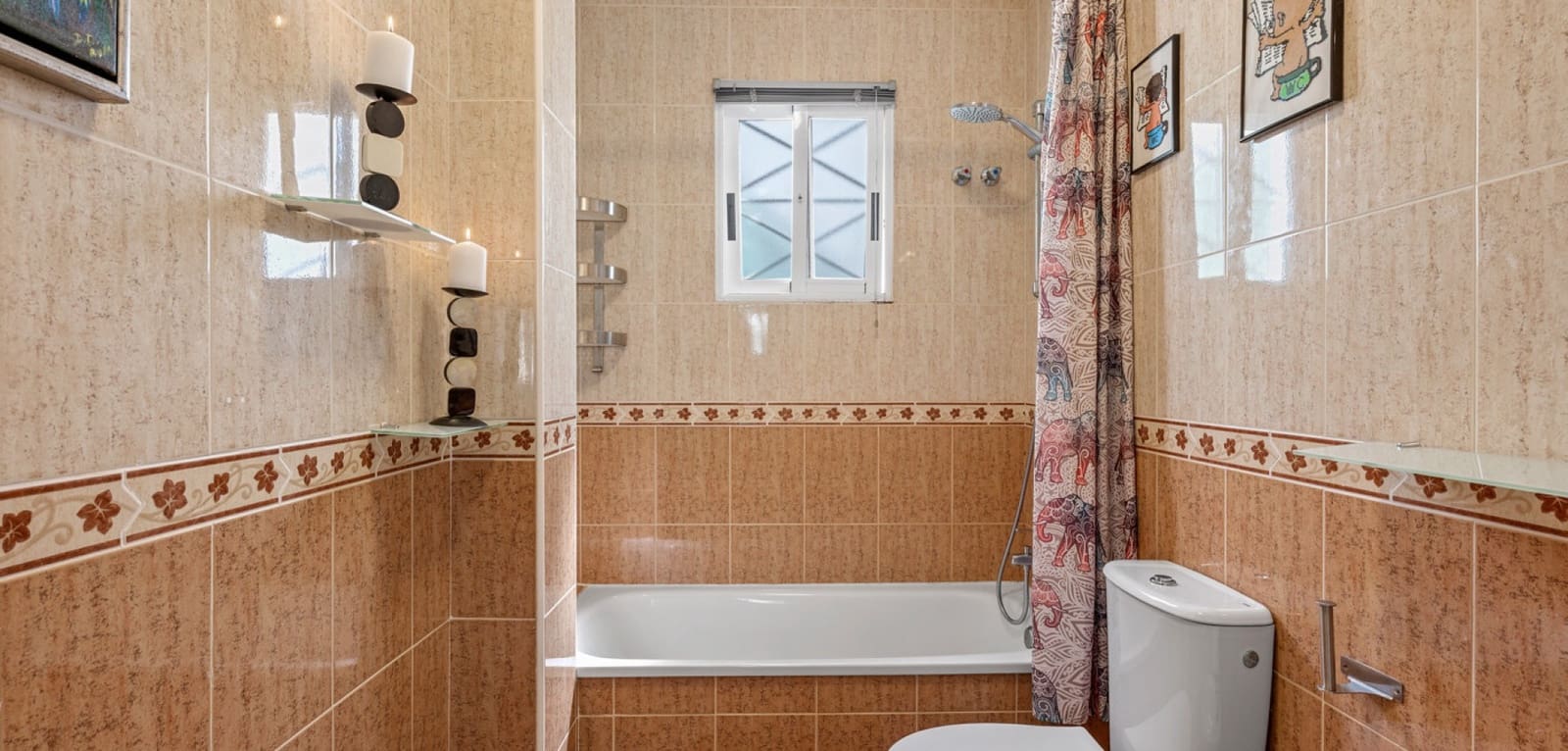 2 makuuhuone Bungalow myytävänä paikassa Playa Flamenca mukana uima-altaan - 169 000 € (Ref: 9748228)