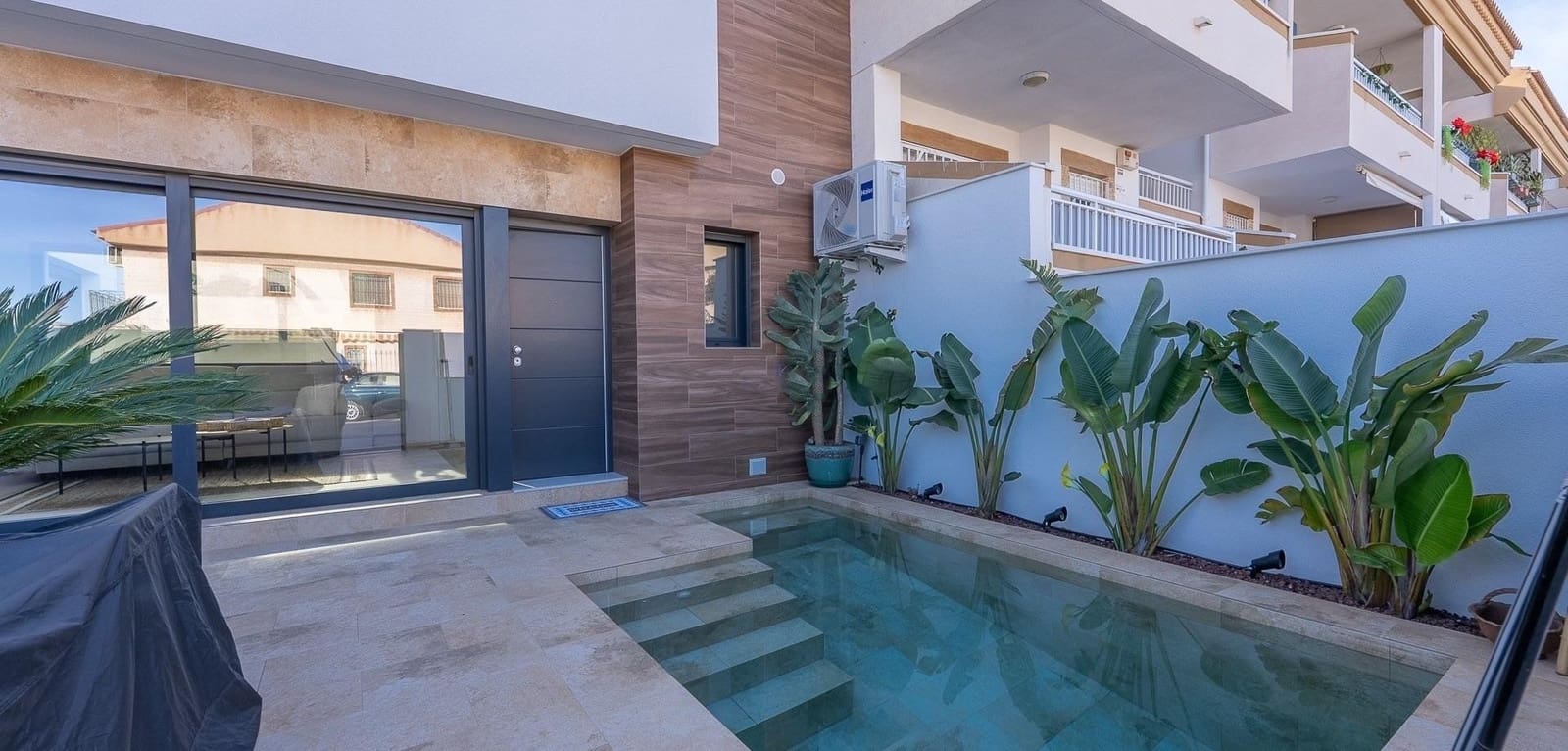 Bungalow de 2 habitaciones en San Pedro del Pinatar en venta con piscina - 279.900 € (Ref: 9748229)