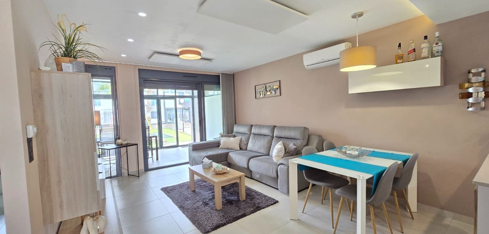 2 bedroom Apartment for sale in Orihuela Costa with pool - € 259,900 (Ref: 9752509)