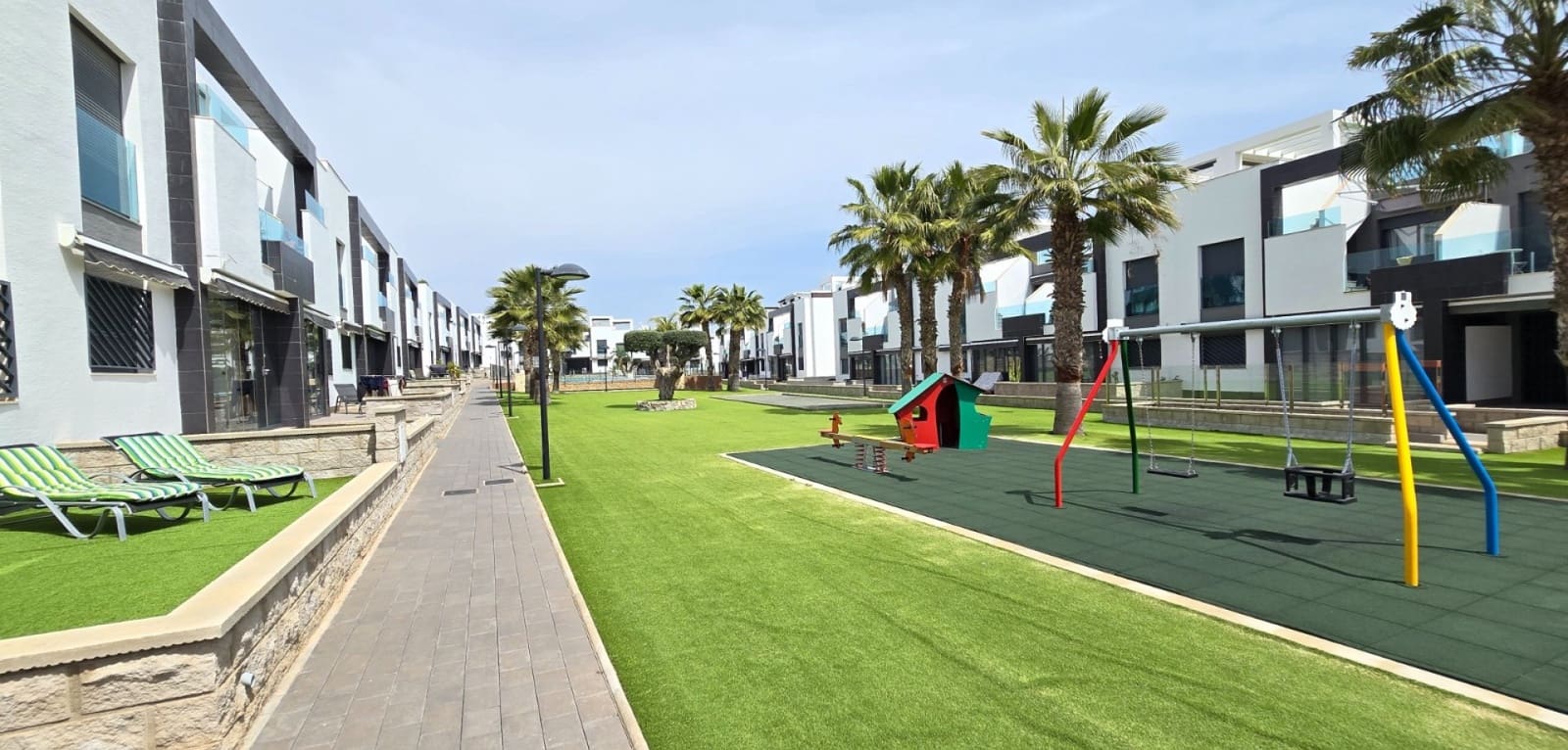 2 bedroom Apartment for sale in Orihuela Costa with pool - € 259,900 (Ref: 9752509)