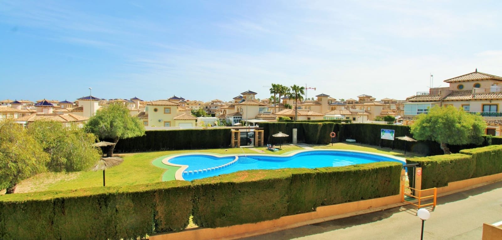 2 bedroom Apartment for sale in La Zenia with pool - € 159,000 (Ref: 9756326)