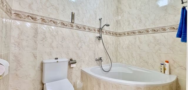 2 quarto Casa em Banda para venda em Ciudad Quesada, Rojales com piscina - 185 000 € (Ref: 9759422)