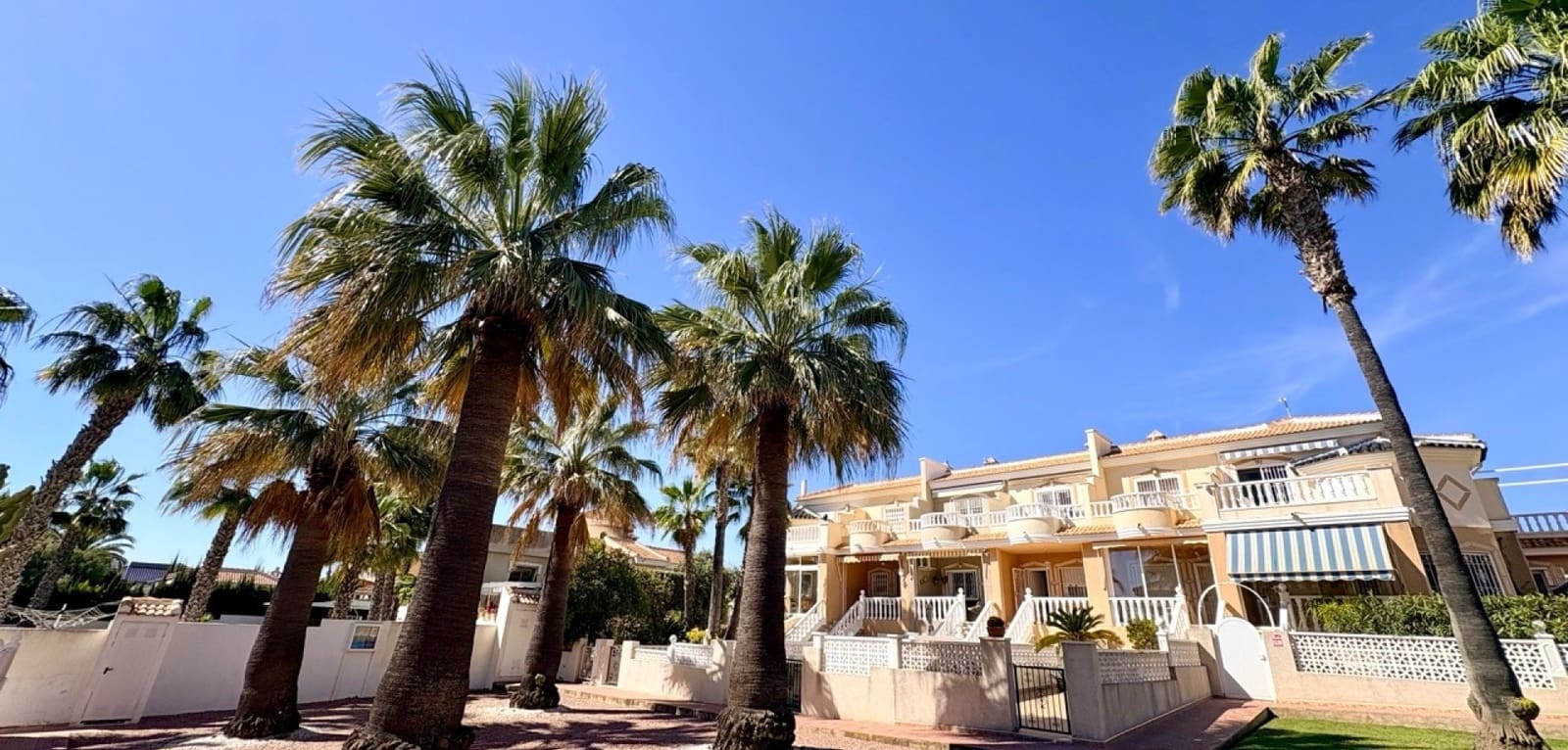 2 slaapkamer Huis te koop in Ciudad Quesada met zwembad - € 185.000 (Ref: 9759422)