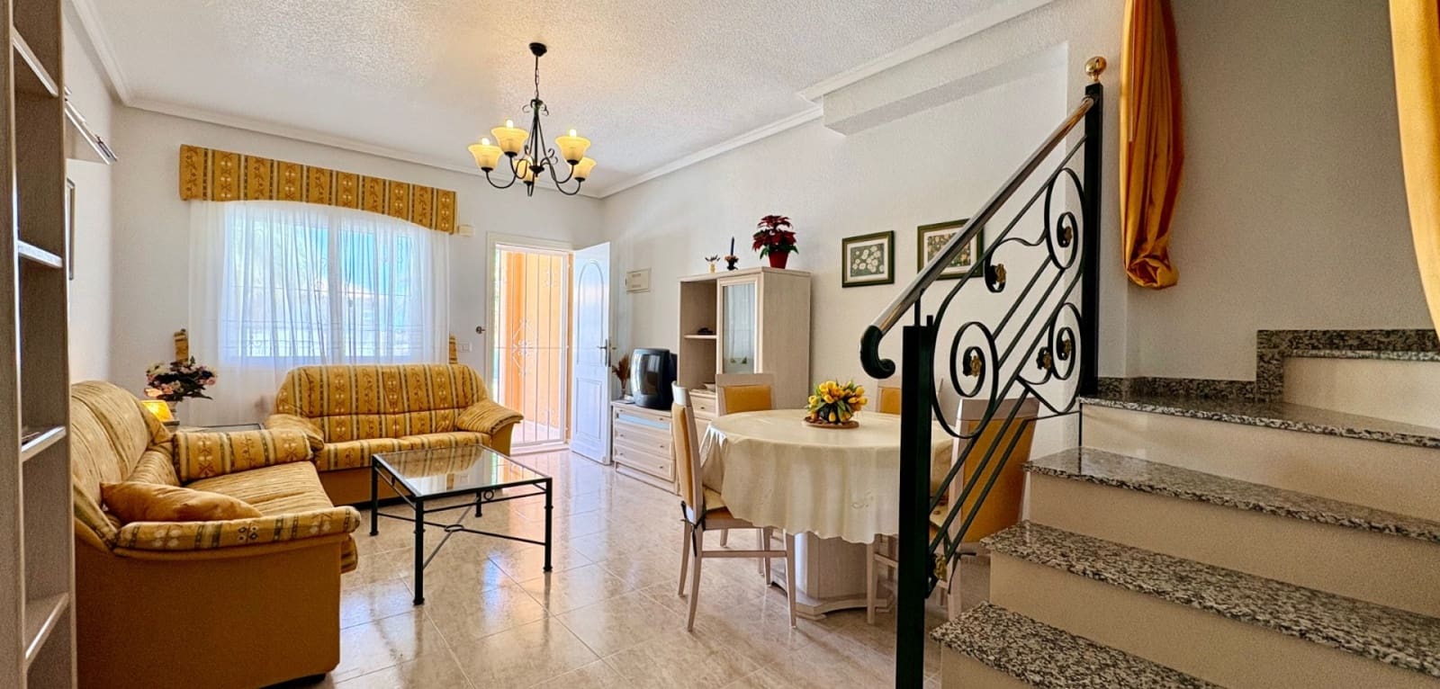 2 slaapkamer Huis te koop in Ciudad Quesada met zwembad - € 185.000 (Ref: 9759422)
