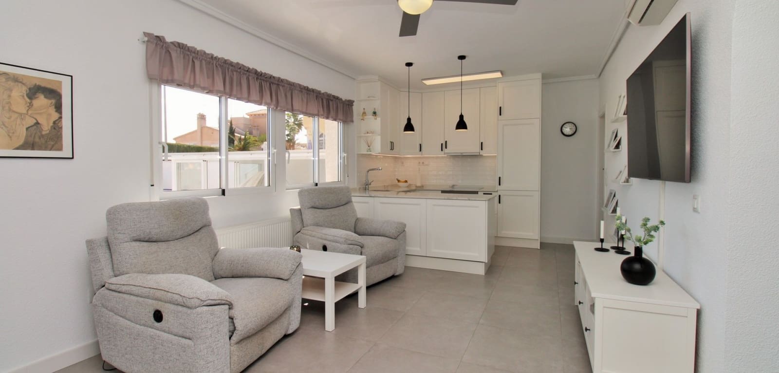 3 quarto Moradia para venda em Villamartin com piscina - 499 000 € (Ref: 9762296)