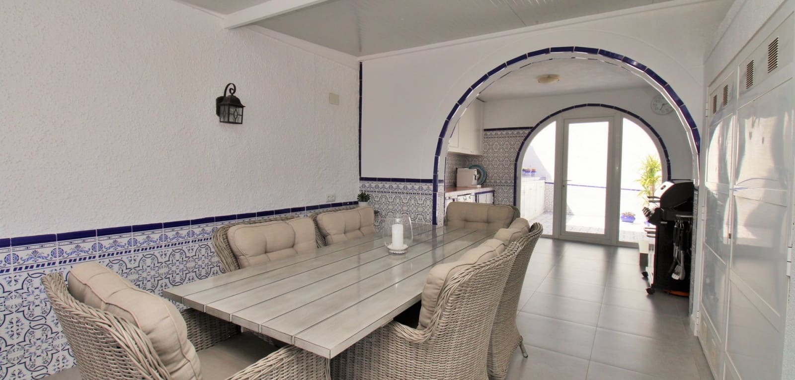 3 quarto Moradia para venda em Villamartin com piscina - 499 000 € (Ref: 9762296)