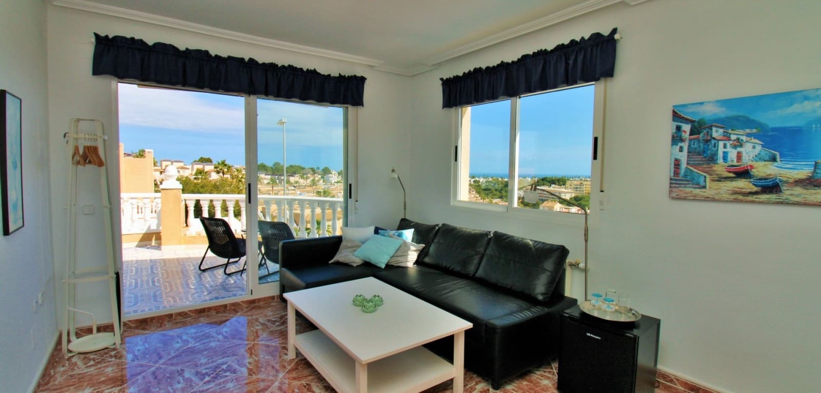 3 quarto Moradia para venda em Villamartin com piscina - 499 000 € (Ref: 9762296)