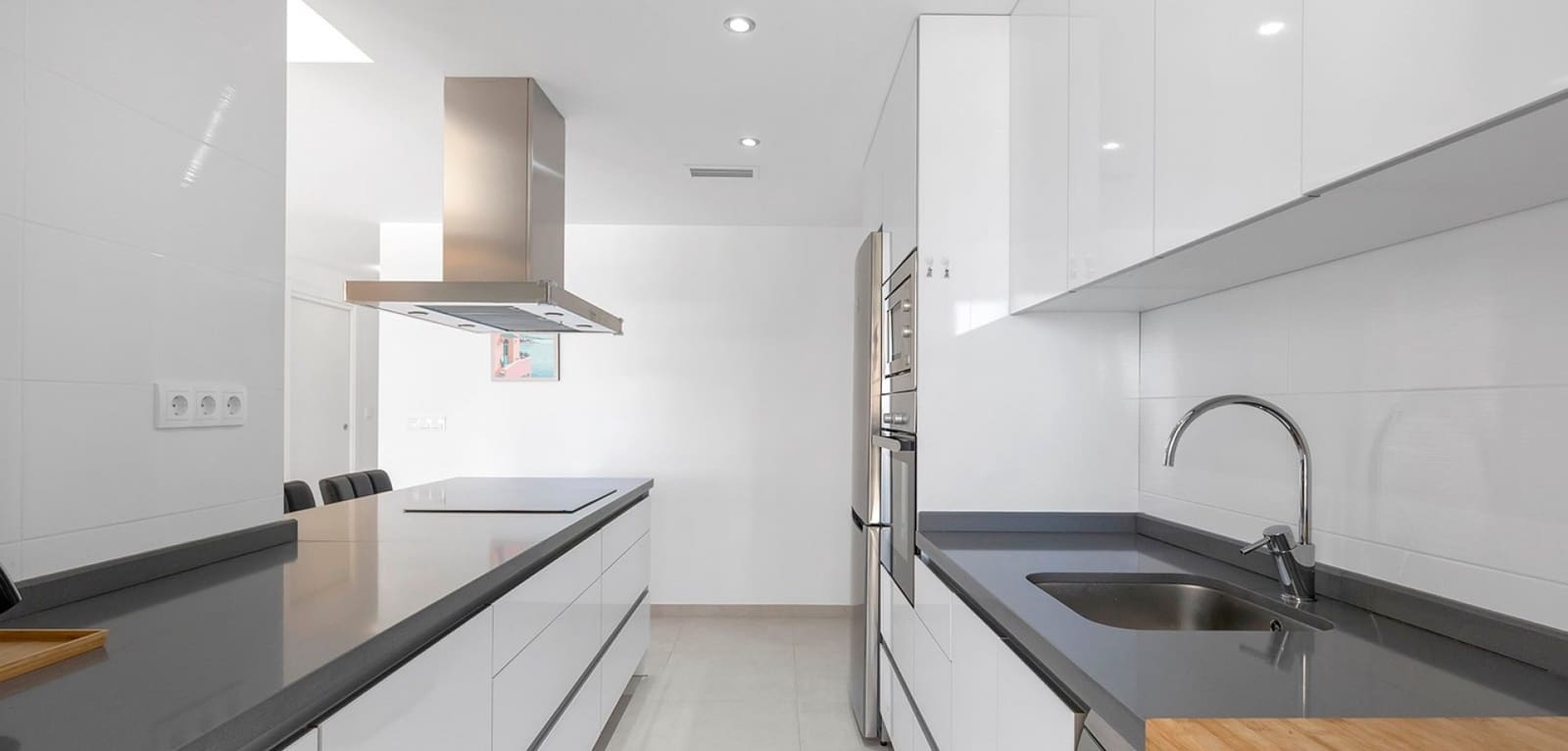 2 Zimmer Apartment zu verkaufen in Villamartin mit Pool - 289.000 € (Ref: 9765288)