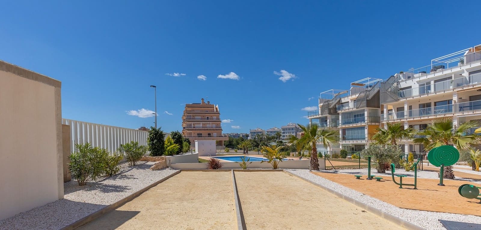 2 Zimmer Apartment zu verkaufen in Villamartin mit Pool - 289.000 € (Ref: 9765288)