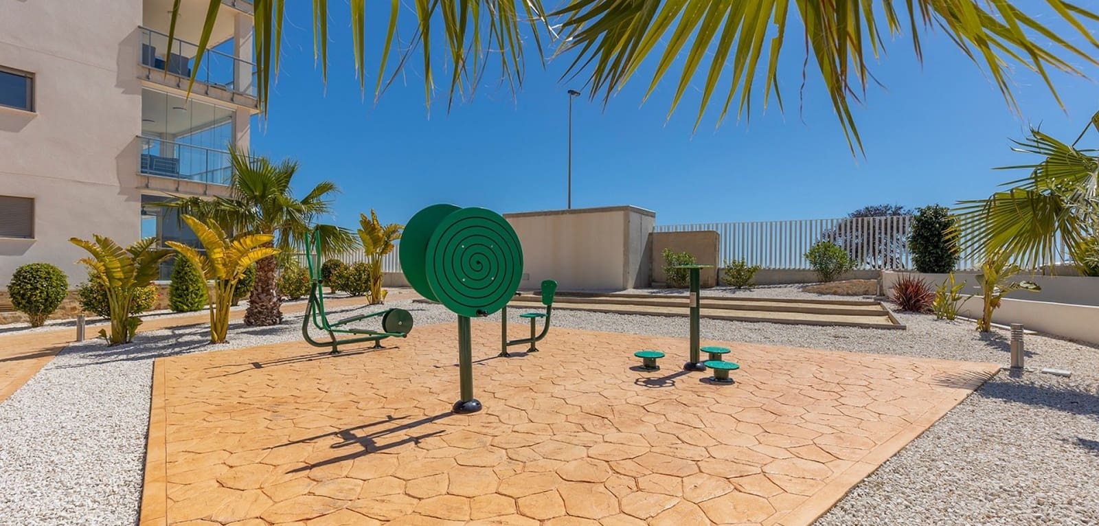 2 Zimmer Apartment zu verkaufen in Villamartin mit Pool - 289.000 € (Ref: 9765288)