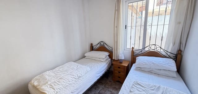 2 chambre Appartement à vendre à La Zenia, Orihuela avec piscine - 199 999 € (Ref: 9765289)