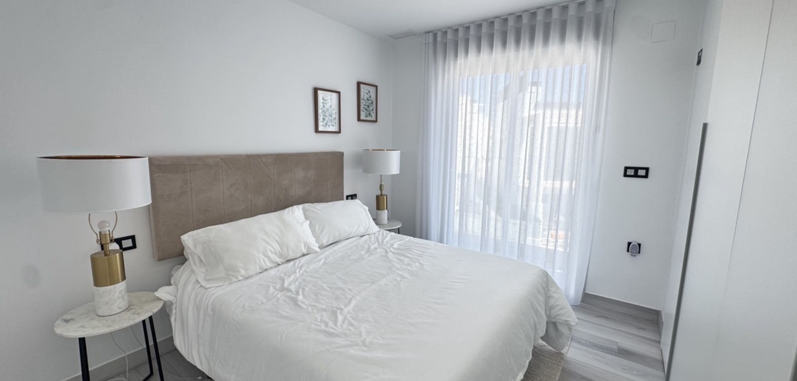 4 quarto Moradia para venda em Orihuela Costa com piscina - 649 000 € (Ref: 9776923)