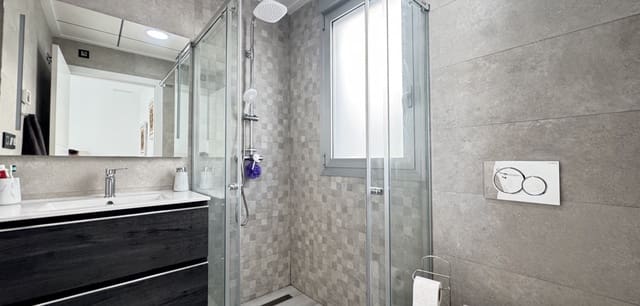 4 quarto Moradia para venda em Lomas de Cabo Roig - Los Dolses, Orihuela com piscina - 649 000 € (Ref: 9776923)