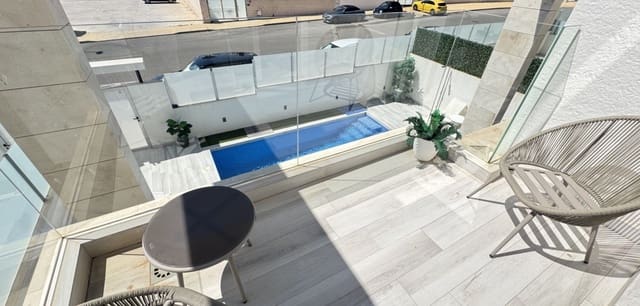 4 quarto Moradia para venda em Lomas de Cabo Roig - Los Dolses, Orihuela com piscina - 649 000 € (Ref: 9776923)