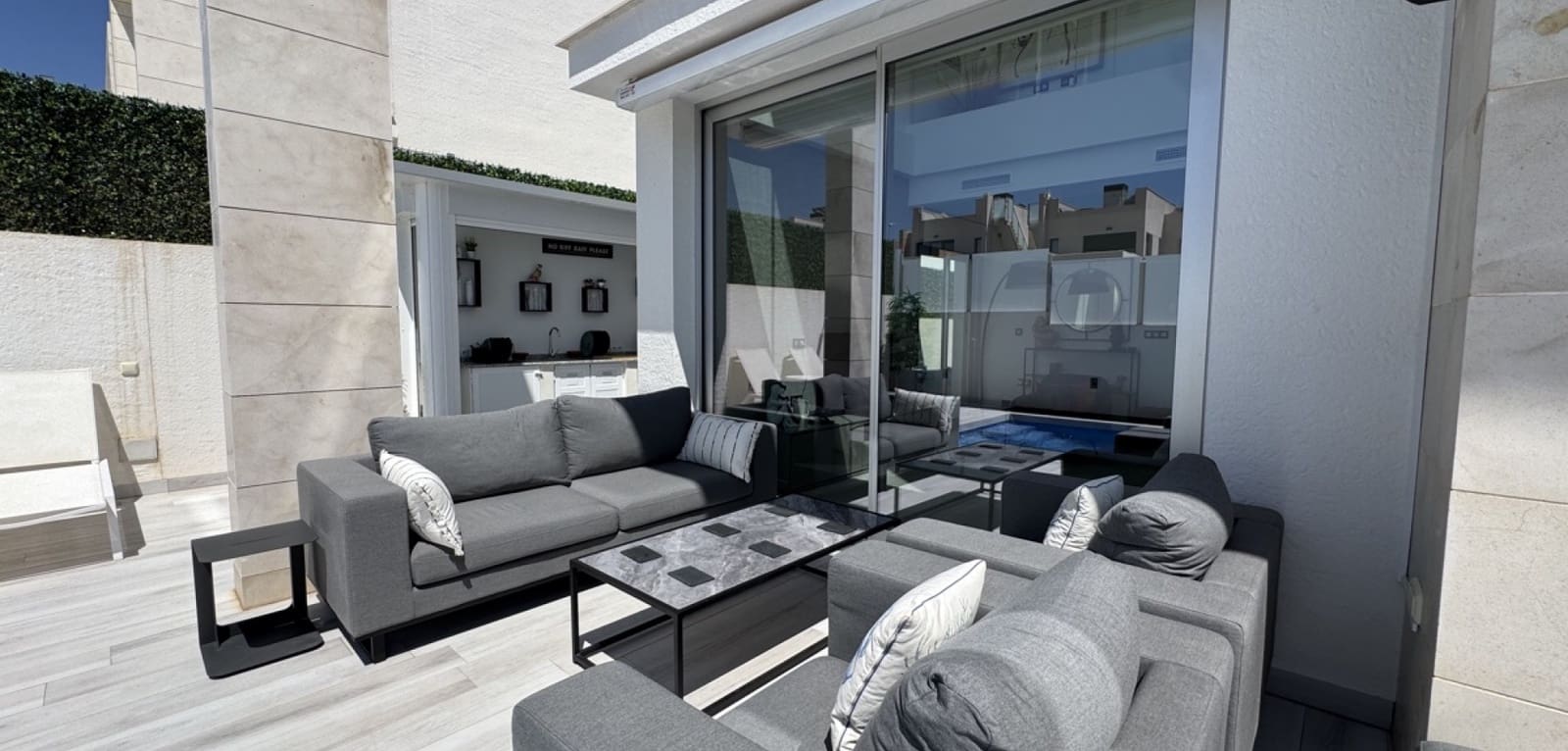 4 quarto Moradia para venda em Orihuela Costa com piscina - 649 000 € (Ref: 9776923)