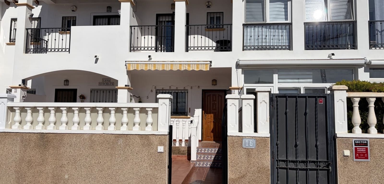 2 soveværelse Byhus til salg i Orihuela Costa med swimmingpool - € 179.950 (Ref: 9776924)