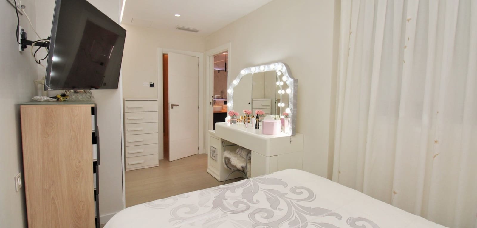 3 soverom Leilighet til salgs i Torrevieja - € 240 000 (Ref: 9779980)
