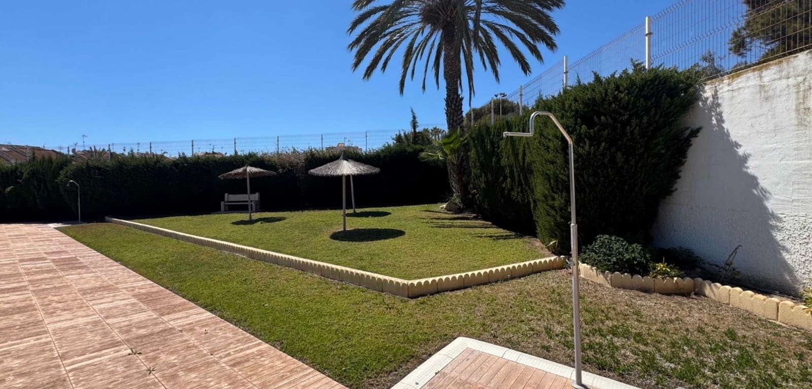 4 camera da letto Casa in vendita in Torrevieja con piscina - 149.000 € (Rif: 9781123)