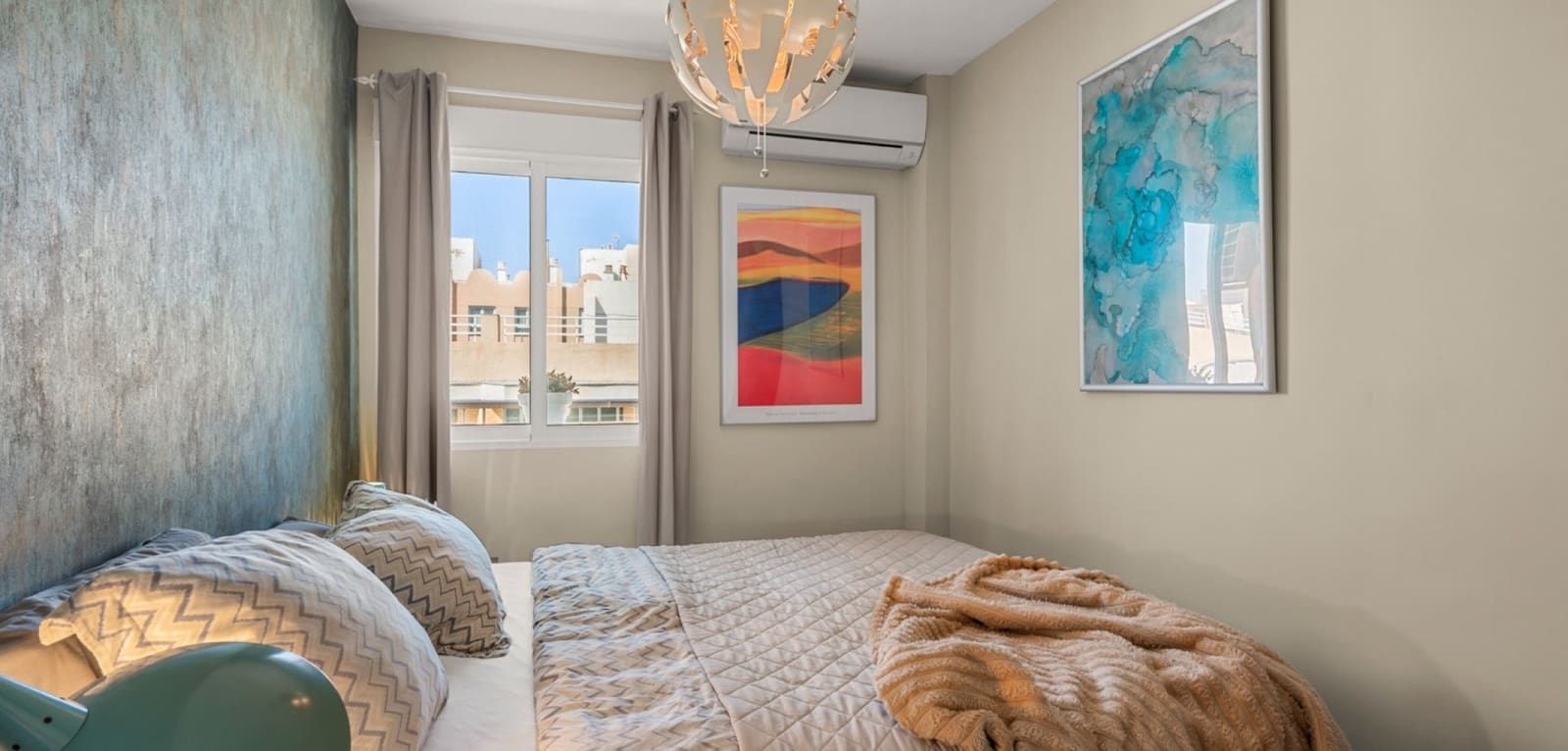 Apartamento de 2 habitaciones en Guardamar del Segura en venta - 298.000 € (Ref: 9784307)