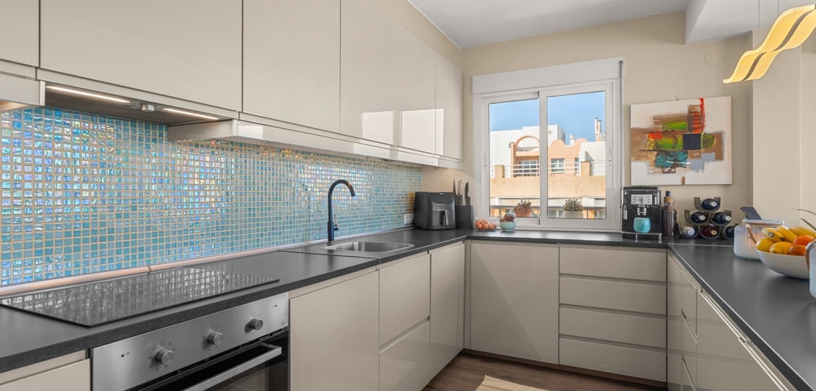 Apartamento de 2 habitaciones en Guardamar del Segura en venta - 298.000 € (Ref: 9784307)