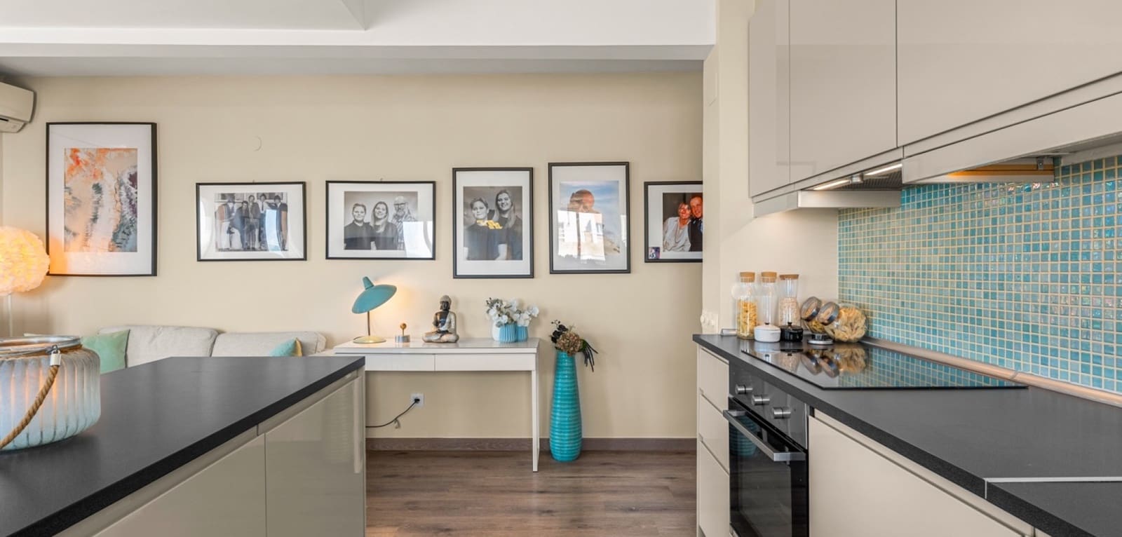 Apartamento de 2 habitaciones en Guardamar del Segura en venta - 298.000 € (Ref: 9784307)