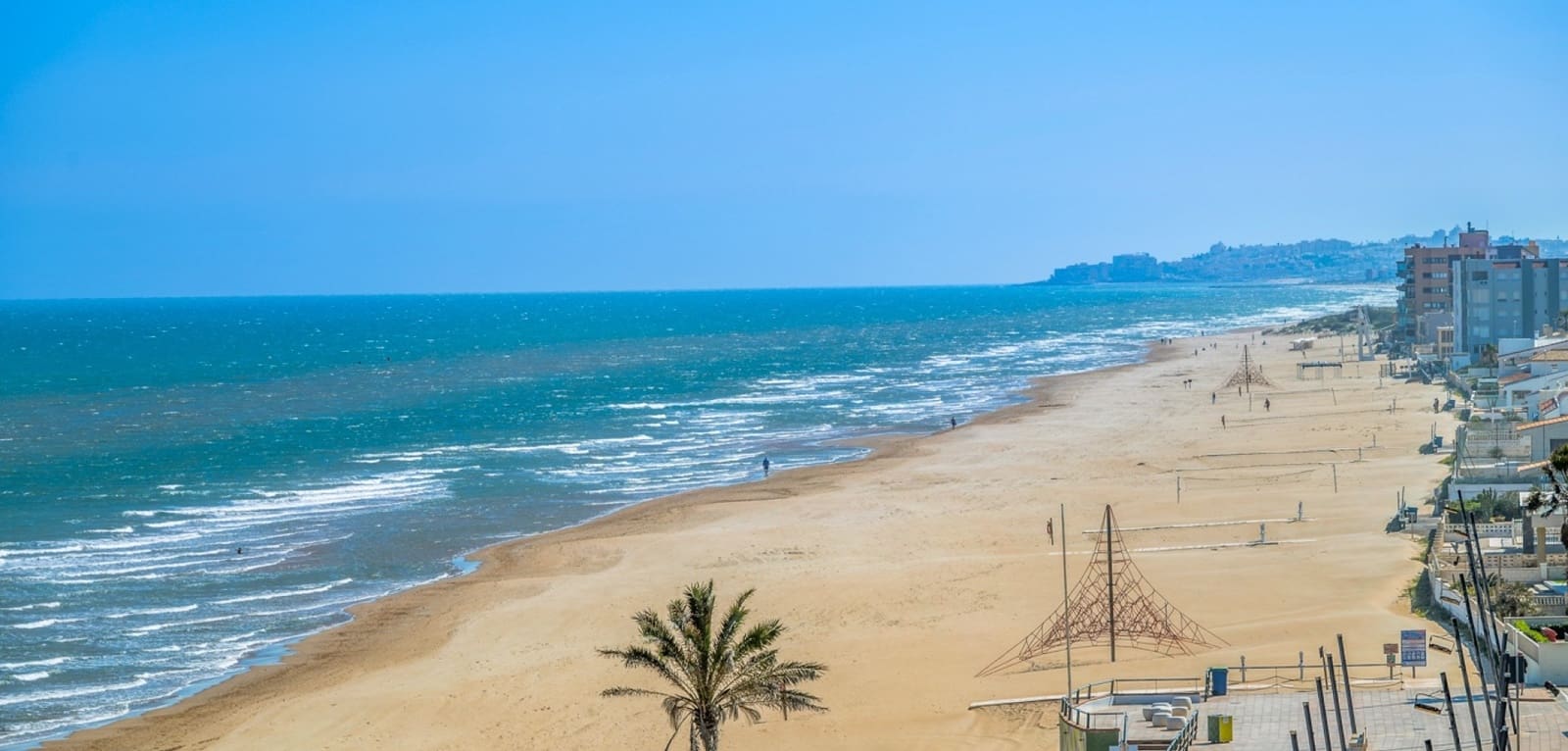 Apartamento de 2 habitaciones en Guardamar del Segura en venta - 298.000 € (Ref: 9784307)