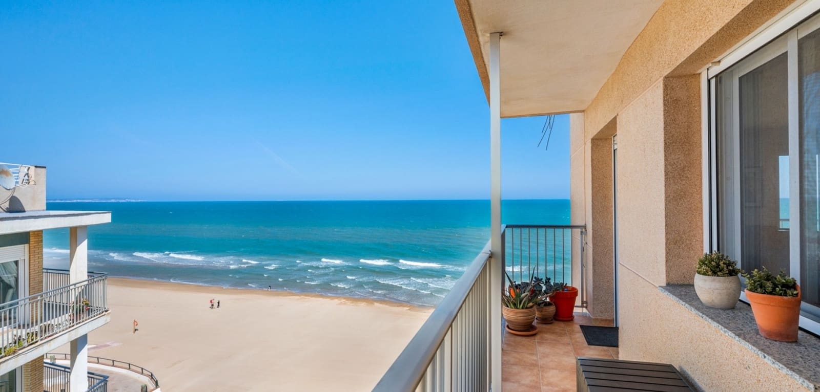 Apartamento de 2 habitaciones en Guardamar del Segura en venta - 298.000 € (Ref: 9784307)