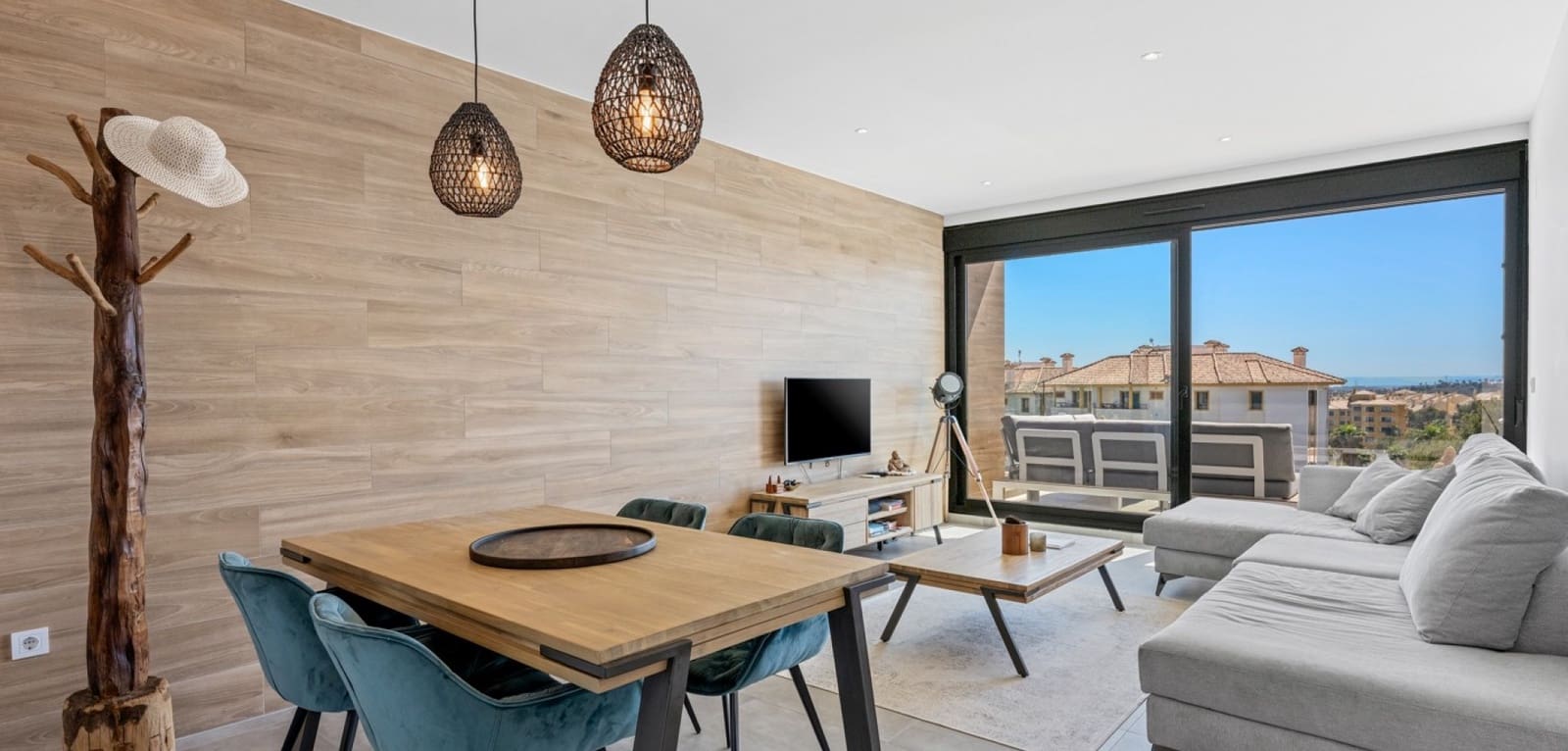 2 bedroom Apartment for sale in Campoamor with pool - € 349,000 (Ref: 9784310)