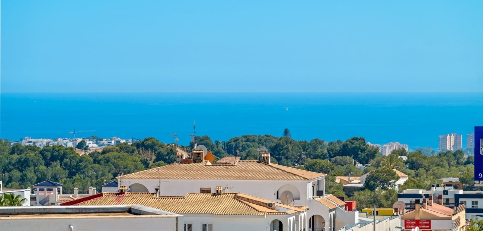 2 bedroom Apartment for sale in Campoamor with pool - € 349,000 (Ref: 9784310)