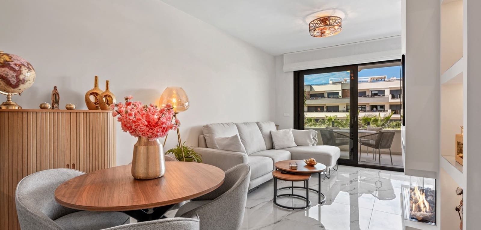 2 soveværelse Lejlighed til salg i Los Altos med swimmingpool - € 285.000 (Ref: 9788782)