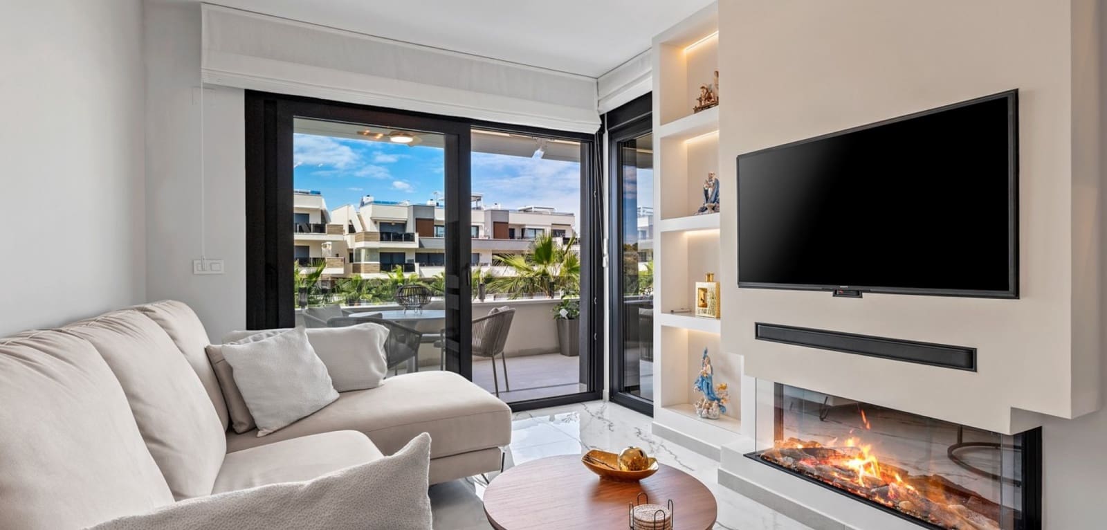 2 soveværelse Lejlighed til salg i Los Altos med swimmingpool - € 285.000 (Ref: 9788782)