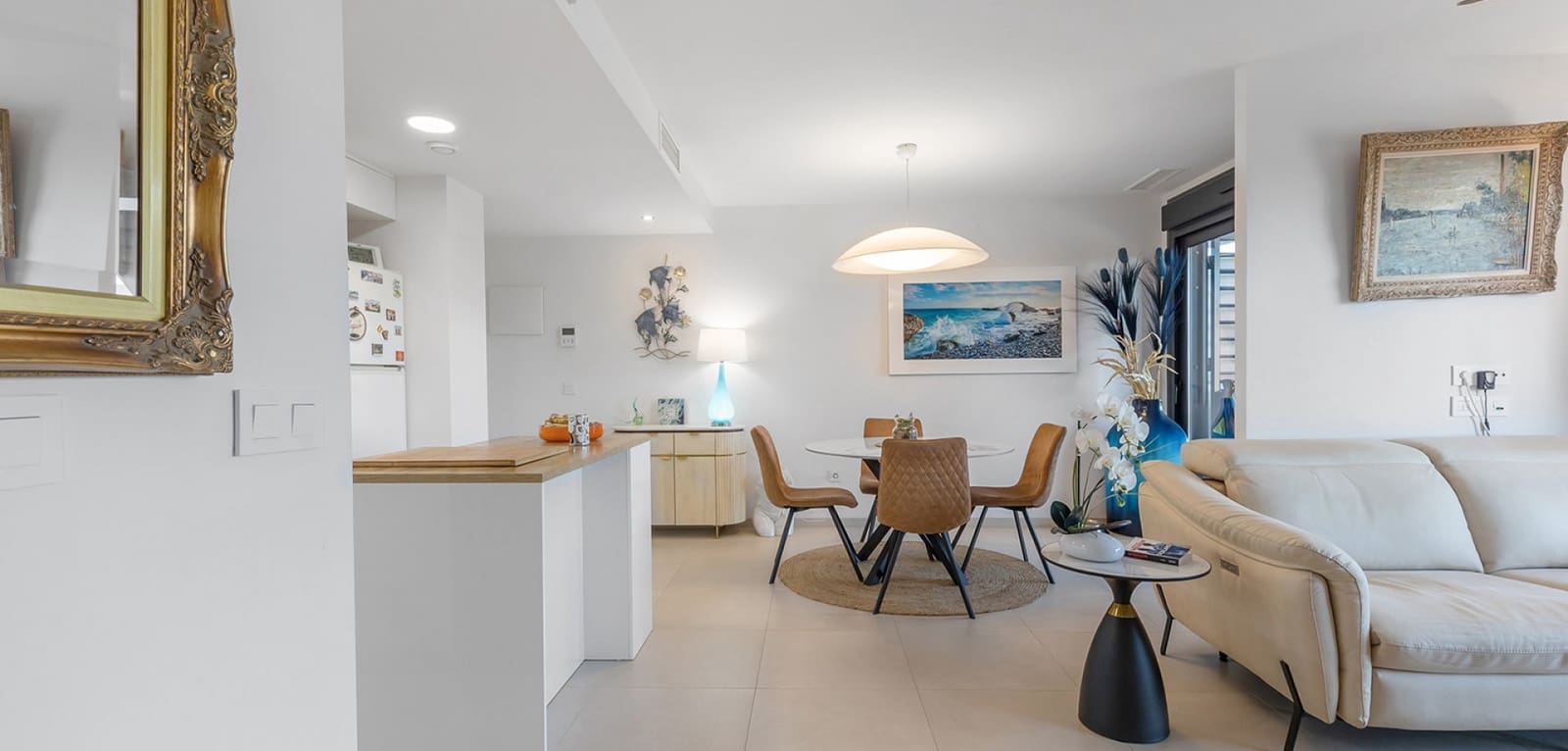 2 slaapkamer Appartement te koop in Punta Prima - € 519.000 (Ref: 9788783)